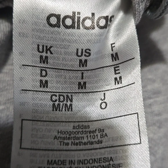 Medium Adidas Men's Heather Gray Hooded Pullover. - Picture 2 of 9